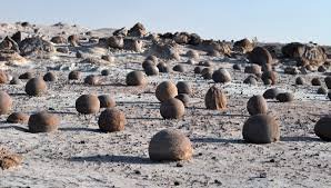 Valle de la luna con luna llena - Imagen 6